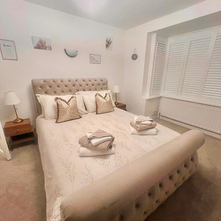 Betty'S Bungalow แลนซิง ภายนอก รูปภาพ